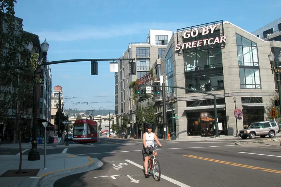 Portland Streetcar Bike